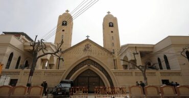 مقتل ثلاثة رهبان مصريين في دير بجنوب أفريقيا.. ما دلالات هذا الهجوم المسلح؟