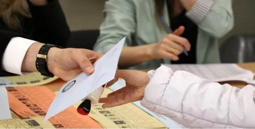 لِمَاذا فَشِلَ حِزْبُ “العَدَالةِ والتَنْمِيةِ” في الانْتخَاباتِ البَلدِيةِ التُرْكيةِ؟